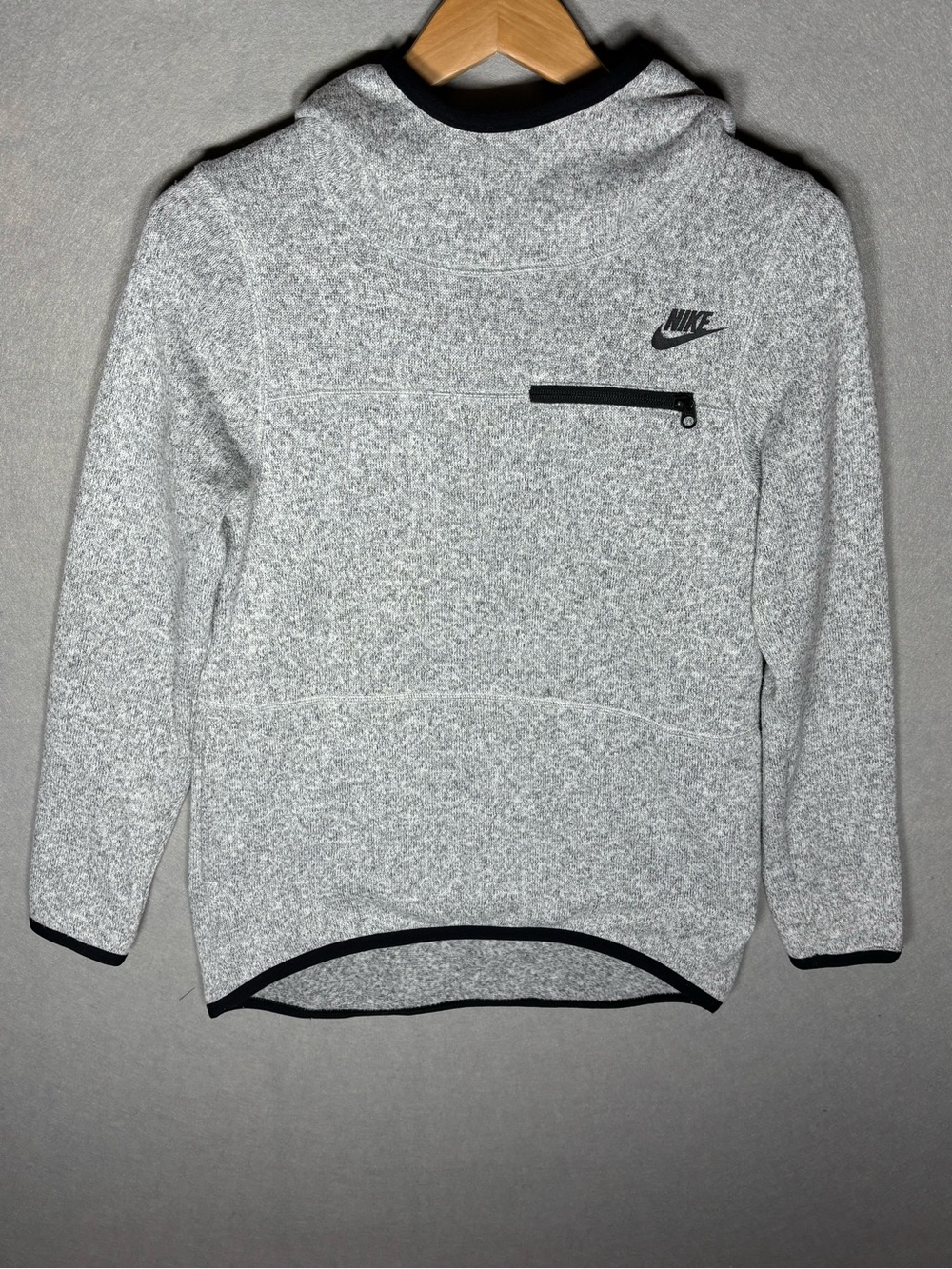 Nike Men's Heather Gray Crewneck Pullover with Zip Chest Pocket